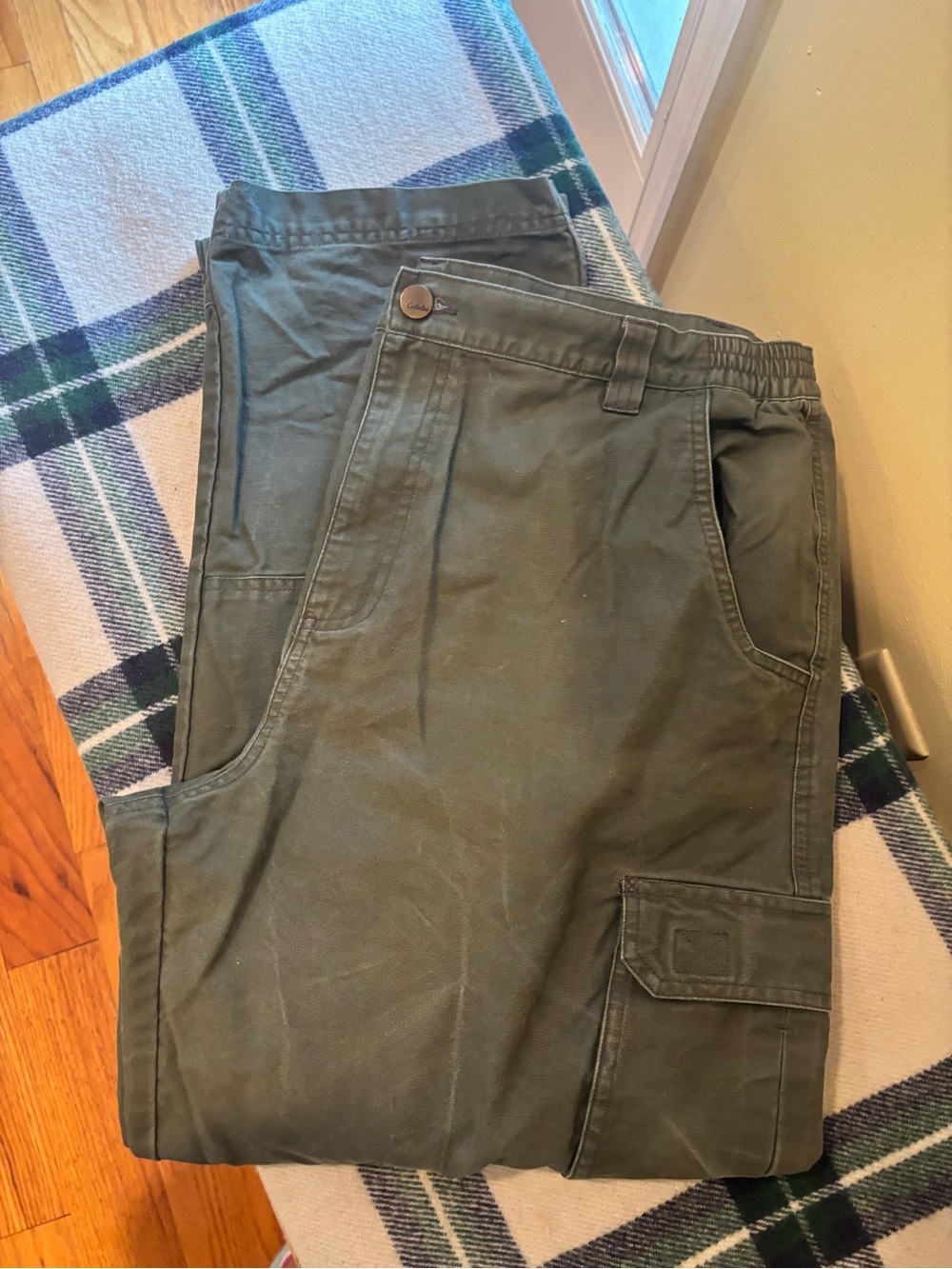 Cabela's Olive Green Men's Cargo Pants